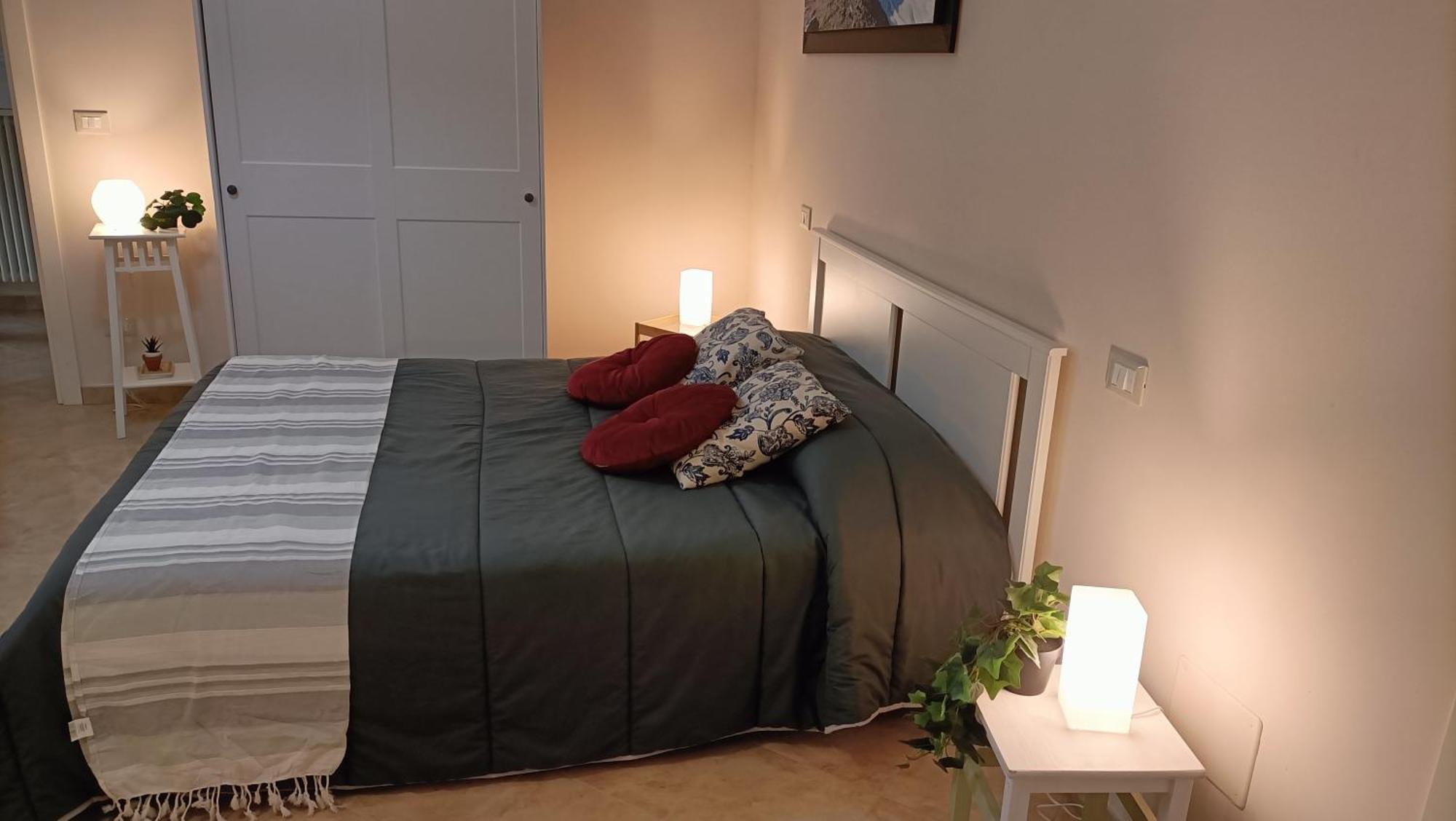 Cozy House Con Corte Privata In Centro Storico Aq LʼAquila Eksteriør bilde